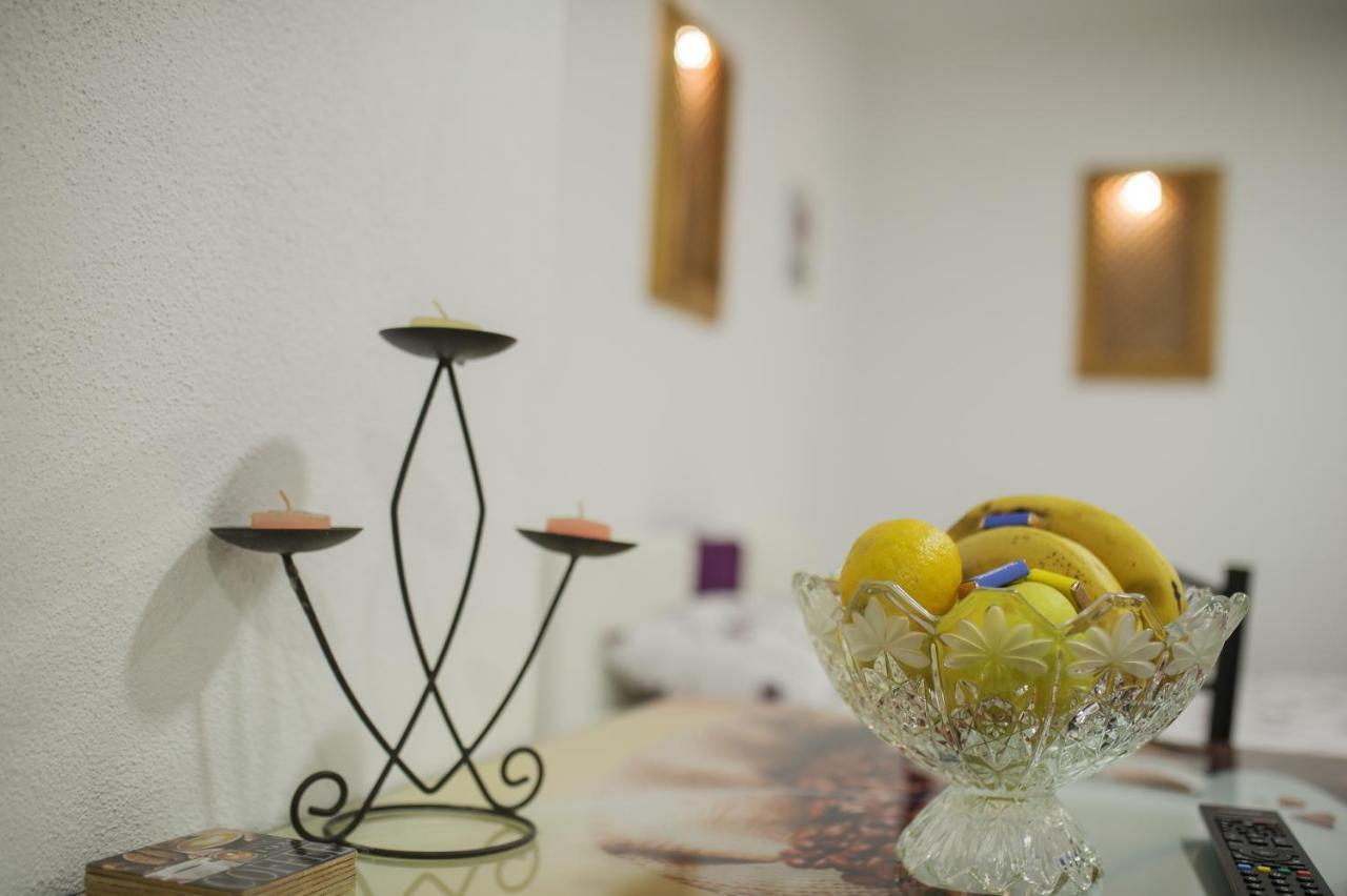 מוסטר Studio Apartments Kim - Dilberovic מראה חיצוני תמונה